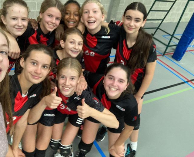 U15 Meisjes N2R2-F